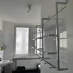 Private In Centre Хостел *